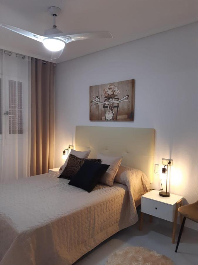 Lovely Apart 3 Minutes To The Beach Torrevieja Exterior foto